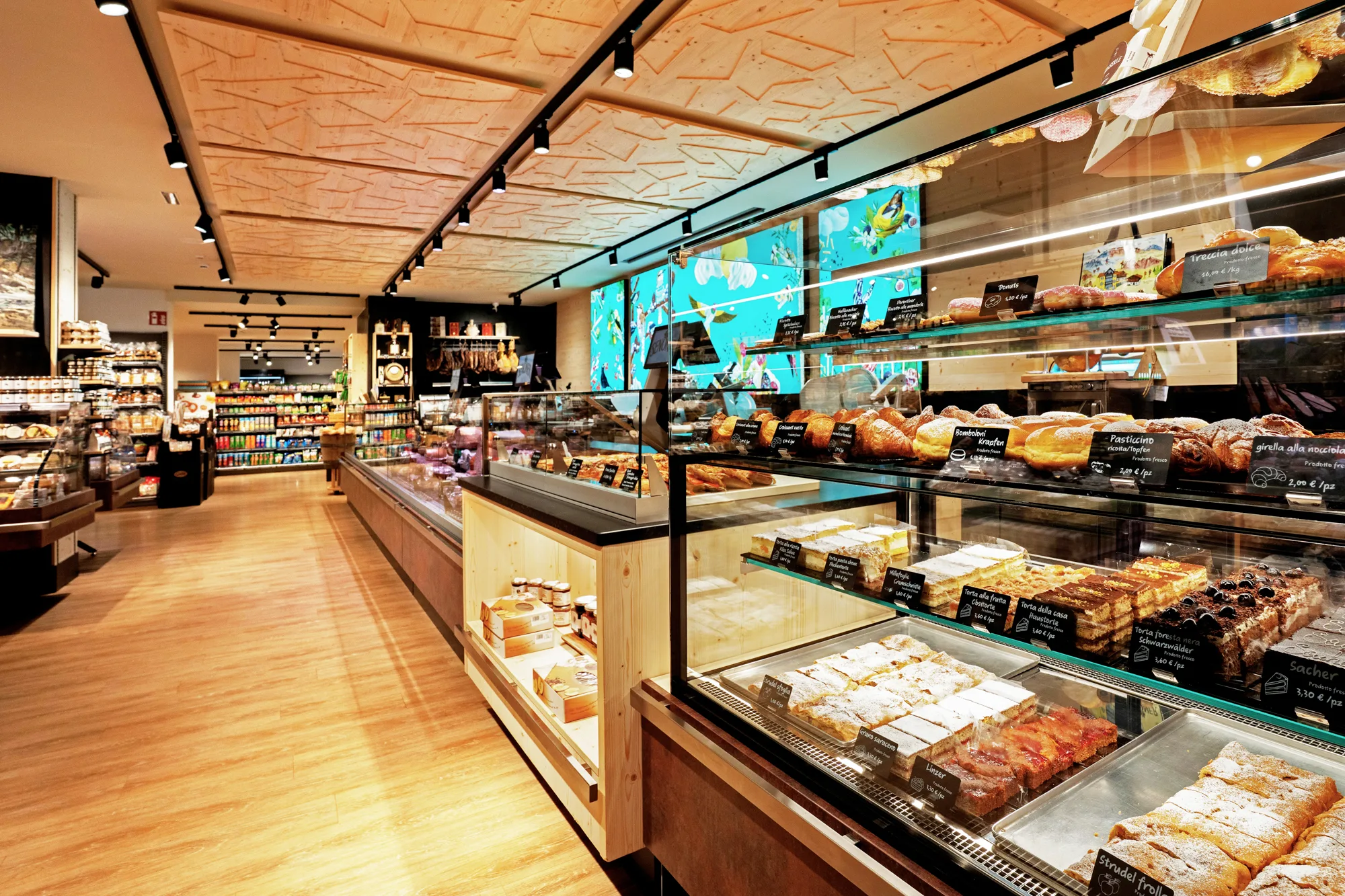 Despar Supermarket Senoner Sartëur in Selva Val Gardena
